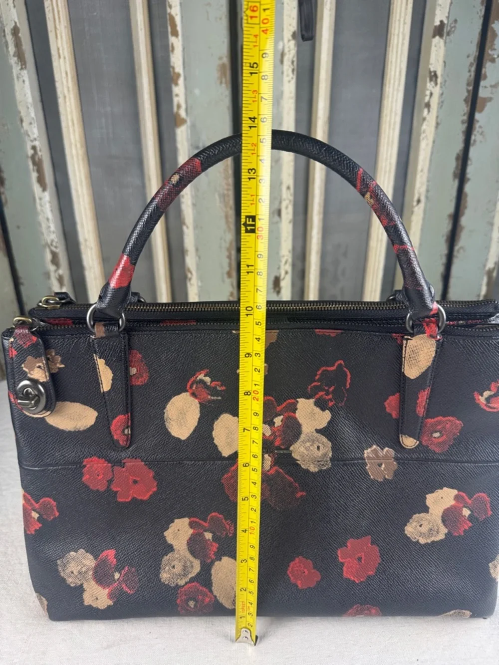 Coach Turnlock Borough Bag in Floral Print Leather. - Picture 16 of 16